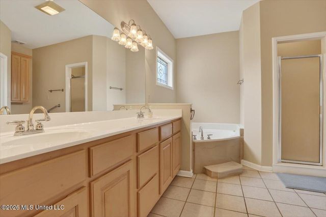 4669 Dixie Lynn Drive, Southaven, MS 38671