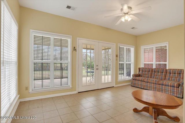 4669 Dixie Lynn Drive, Southaven, MS 38671