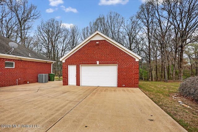 4669 Dixie Lynn Drive, Southaven, MS 38671