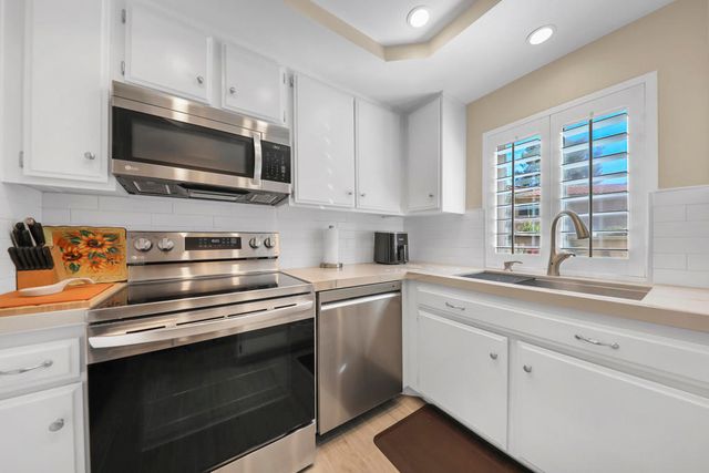 72844 Tony Trabert Lane, Palm Desert, CA 92260