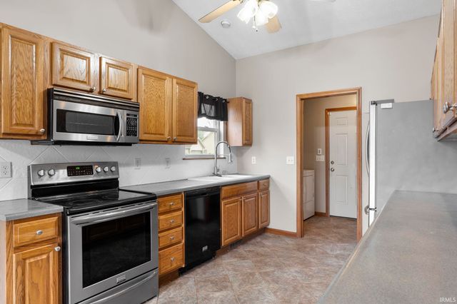 4446 Crossbow Court, West Lafayette, IN 47906