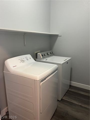 3206 Mystic Ridge Court, Las Vegas, NV 89129