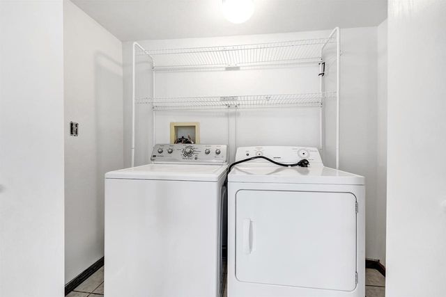 219 S MAPLE AVENUE, Oconto Falls, WI 54154