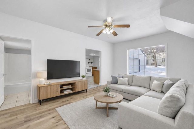 219 S MAPLE AVENUE, Oconto Falls, WI 54154