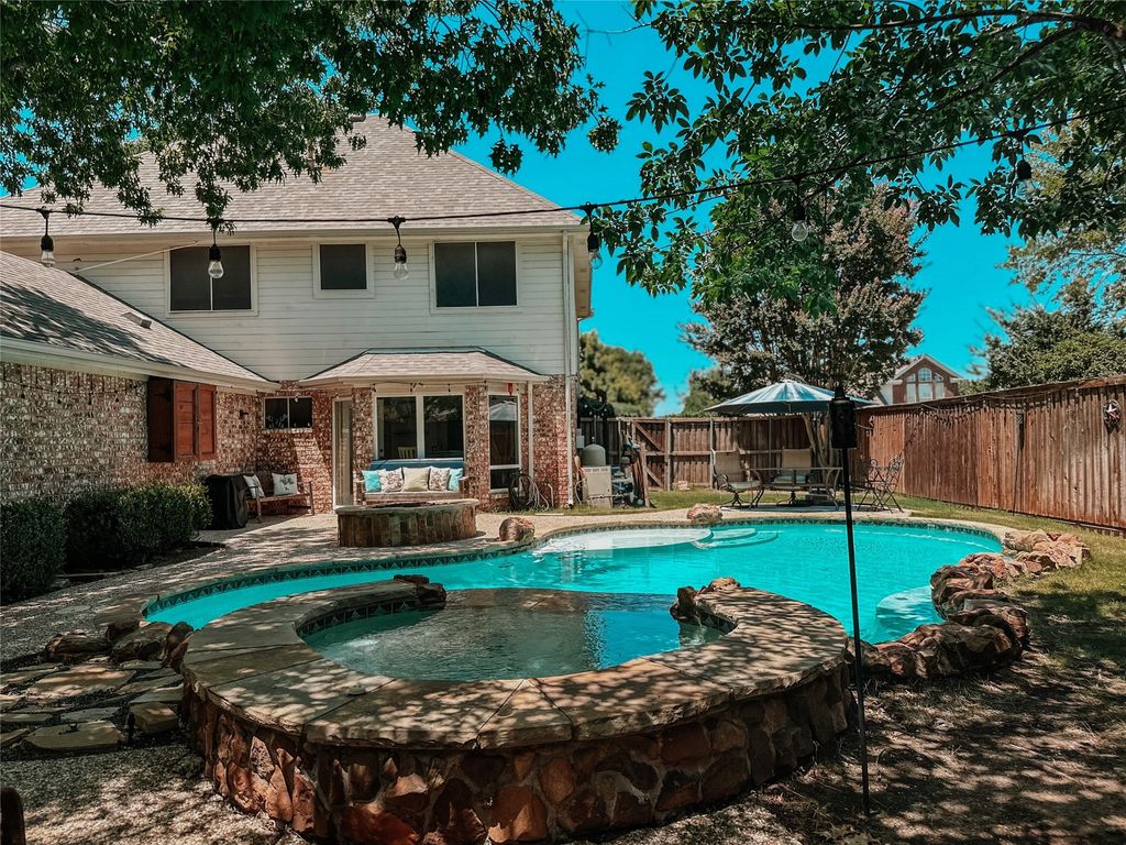 2045 Biscayne Drive, Lewisville, TX 75067