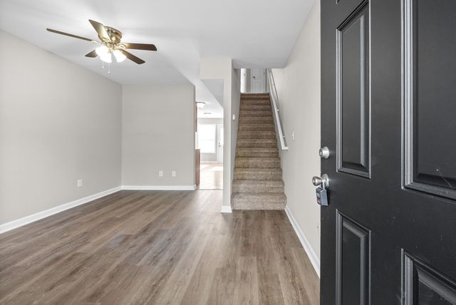 65 Durrett Dr Apt D, Clarksville, TN 37042