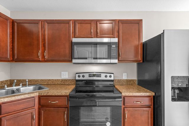 65 Durrett Dr Apt D, Clarksville, TN 37042