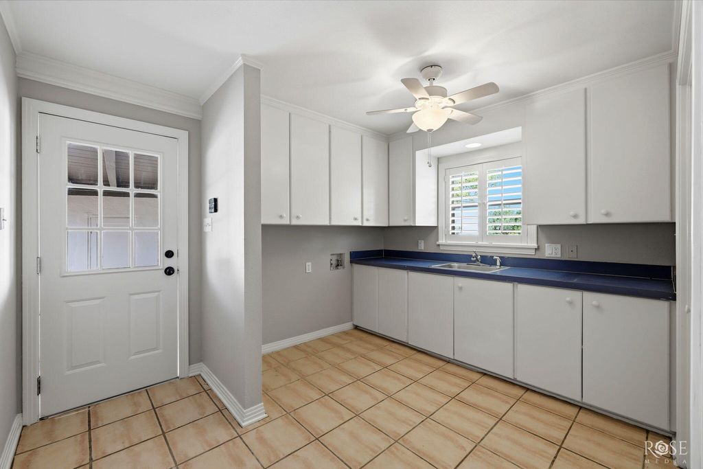 Image 10 of property listing at 3315 Grape Creek Road, San Angelo, TX 76903