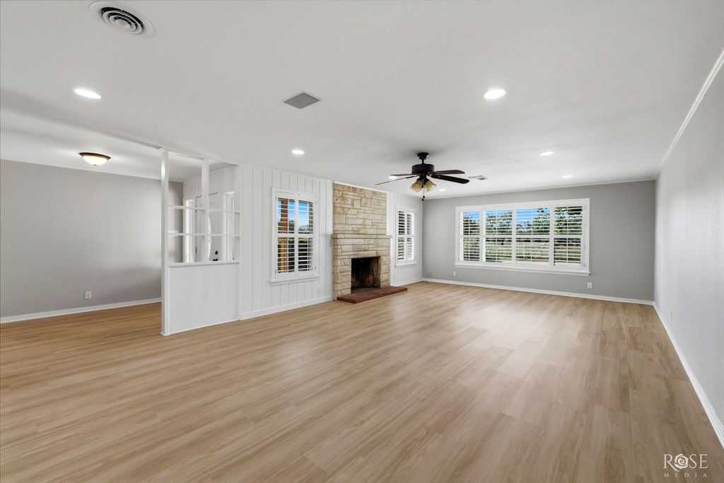 Image 5 of property listing at 3315 Grape Creek Road, San Angelo, TX 76903