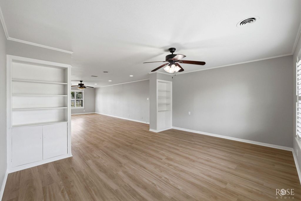 Image 6 of property listing at 3315 Grape Creek Road, San Angelo, TX 76903