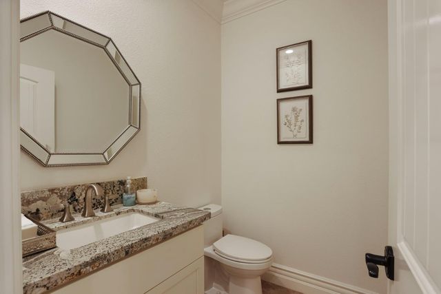 2108 Tienda Dr, Lodi, CA 95242