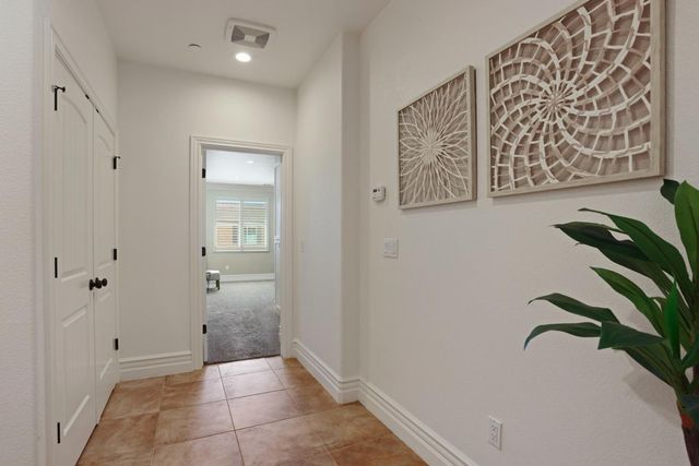 2108 Tienda Dr, Lodi, CA 95242