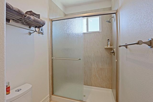 2108 Tienda Dr, Lodi, CA 95242