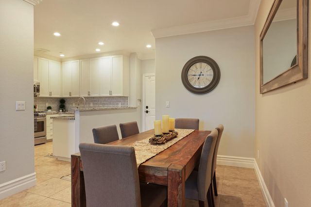 2108 Tienda Dr, Lodi, CA 95242