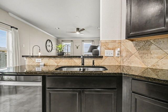 902 White Willow Drive, Texas City, TX 77590