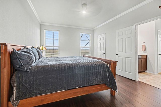 902 White Willow Drive, Texas City, TX 77590