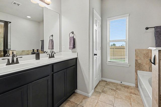 902 White Willow Drive, Texas City, TX 77590