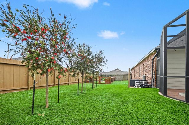 902 White Willow Drive, Texas City, TX 77590