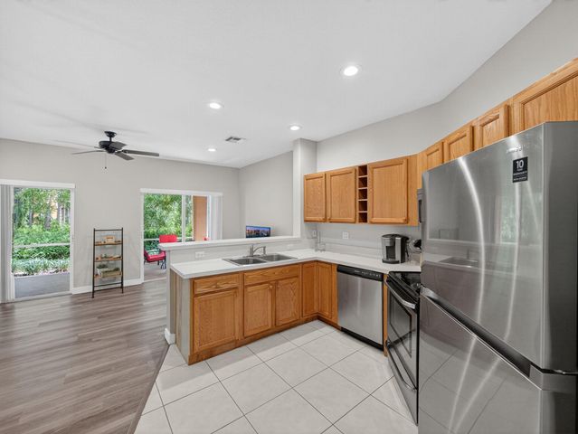 8337 Mulligan Circle 3013, Port St Lucie, FL 34986