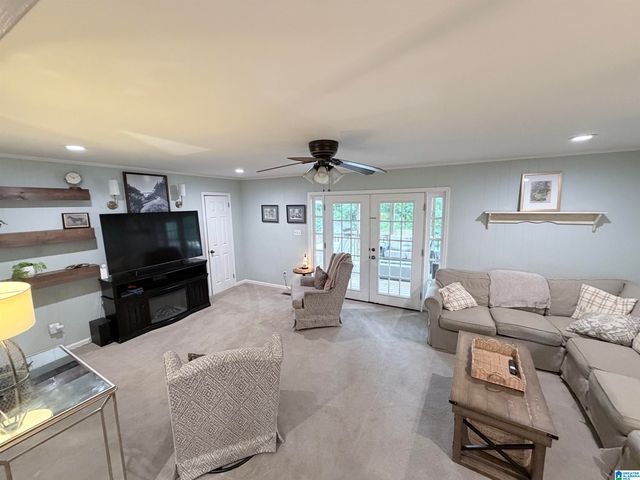 110 WOODLAND CIRCLE, Trussville, AL 35173