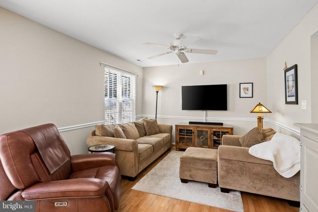 18 WOODMILL DR, Clementon, NJ 08021