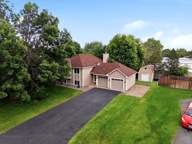 12013 Aztec Street NW, Coon Rapids, MN 55433
