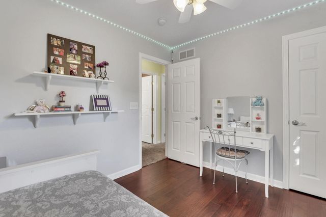 933 Sandrock Avenue, Reynoldsburg, OH 43068