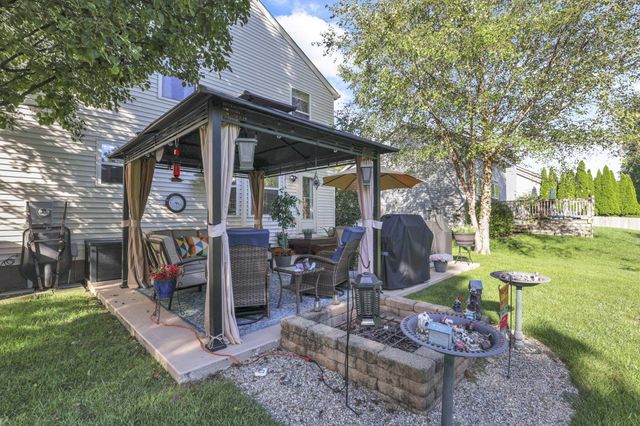 933 Sandrock Avenue, Reynoldsburg, OH 43068