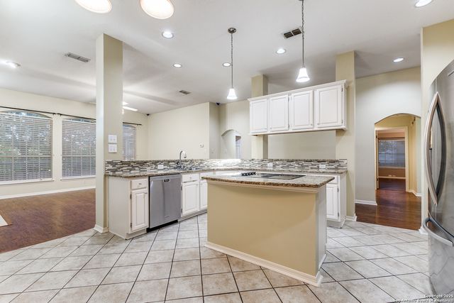 8414 Blackcastle, San Antonio, TX 78254