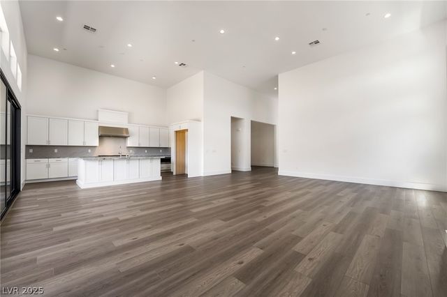 205 Dolce Viale Court, Henderson, NV 89011