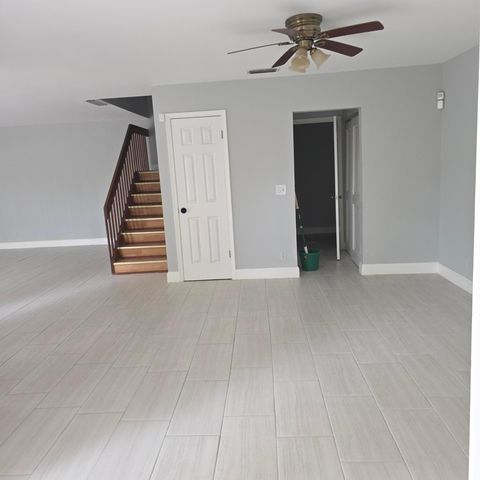 1839 N CONGRESS Avenue W 1839, West Palm Beach, FL 33401