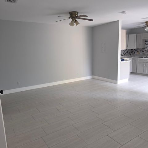 1839 N CONGRESS Avenue W 1839, West Palm Beach, FL 33401