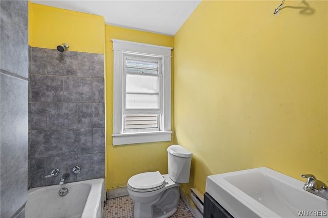 445 18th Street, Niagara Falls, NY 14303
