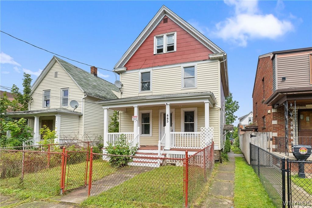 445 18th Street, Niagara Falls, NY 14303