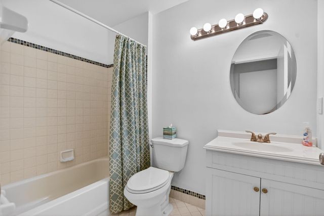 2720 Carambola Circle N 17104, Coconut Creek, FL 33066