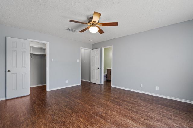 1082 Stone HOLW, New Braunfels, TX 78130