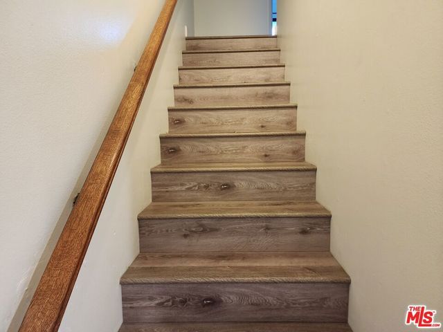 601 S Van Ness Avenue 4, Los Angeles, CA 90005