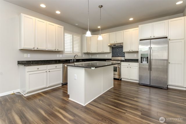 34113 10th Court SW, Federal Way, WA 98023