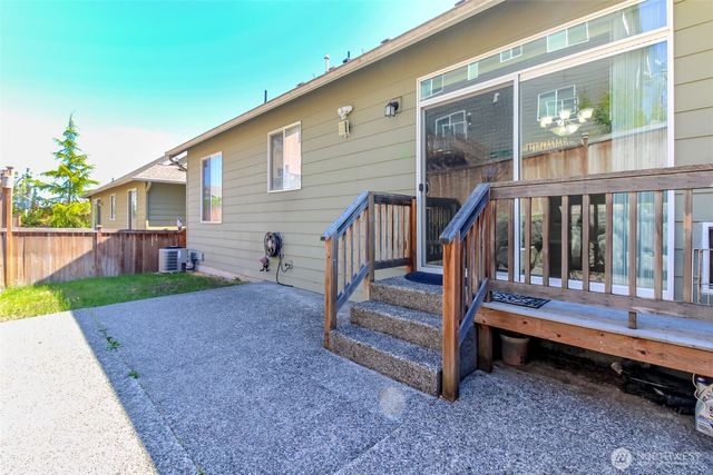 34113 10th Court SW, Federal Way, WA 98023