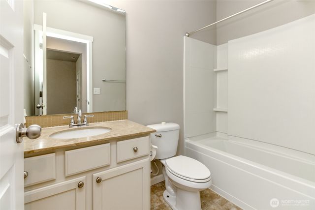34113 10th Court SW, Federal Way, WA 98023