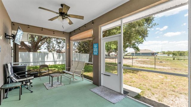 112 BENTLEY OAKS BOULEVARD, Auburndale, FL 33823