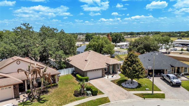 112 BENTLEY OAKS BOULEVARD, Auburndale, FL 33823