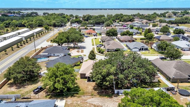 112 BENTLEY OAKS BOULEVARD, Auburndale, FL 33823