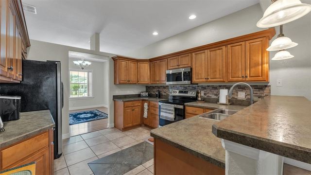 112 BENTLEY OAKS BOULEVARD, Auburndale, FL 33823