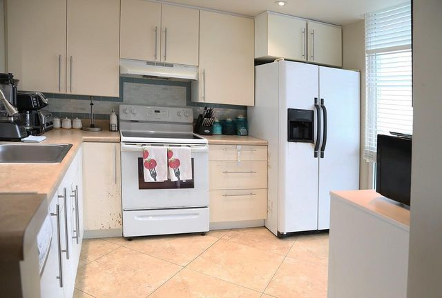 521 N Riverside Drive 602, Pompano Beach, FL 33062