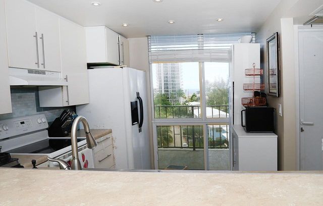 521 N Riverside Drive 602, Pompano Beach, FL 33062