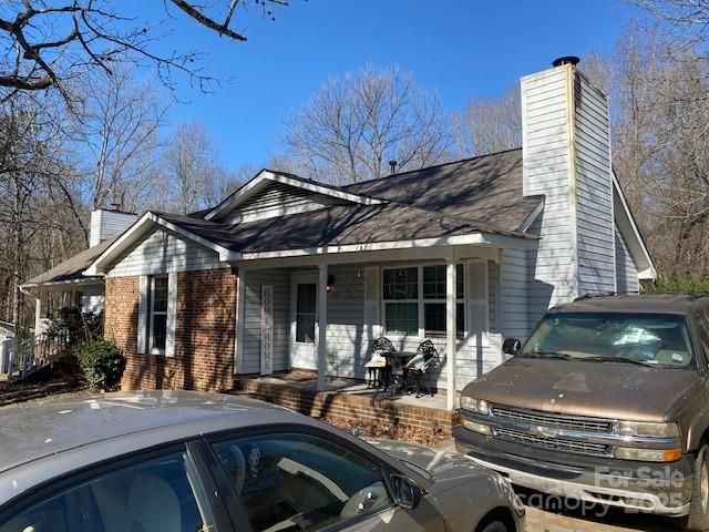 6536 Pineburr Road, Charlotte, NC 28211