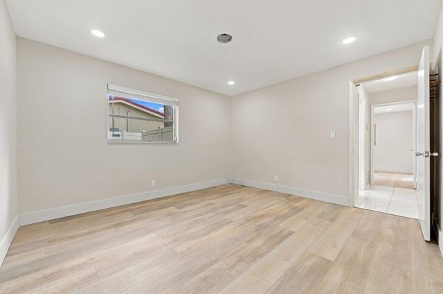 5711 NE 19TH Terrace, Fort Lauderdale, FL 33308