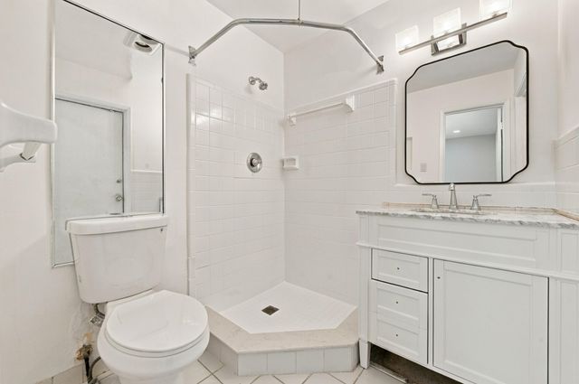 5711 NE 19TH Terrace, Fort Lauderdale, FL 33308