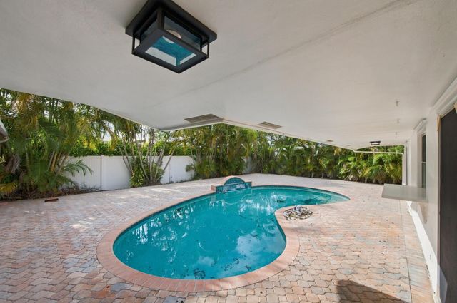 5711 NE 19TH Terrace, Fort Lauderdale, FL 33308